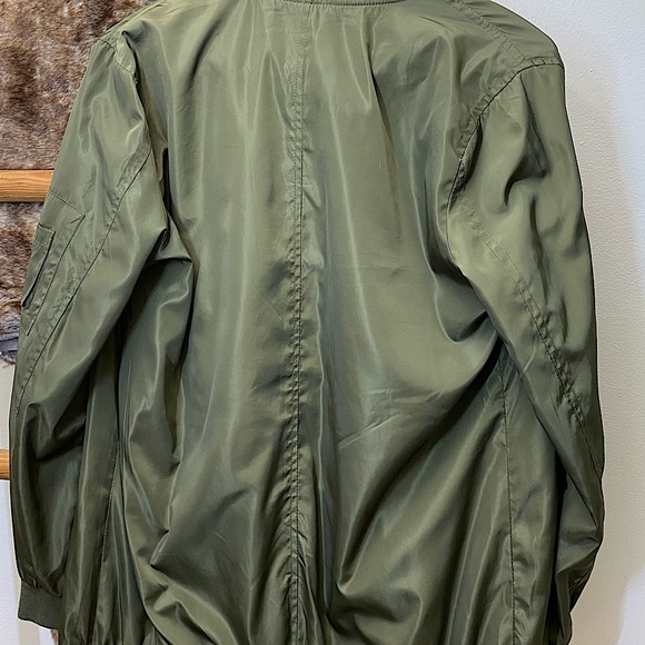 Army Green (oversized) Utility Jacket - Picture 5 of 5